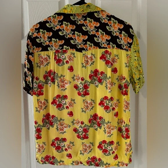 Urban Outfitters Blouse Top - Picture 2 of 3